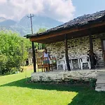 Penzion Qafe Dardha - Tomorr National Park Qafe Dardhe