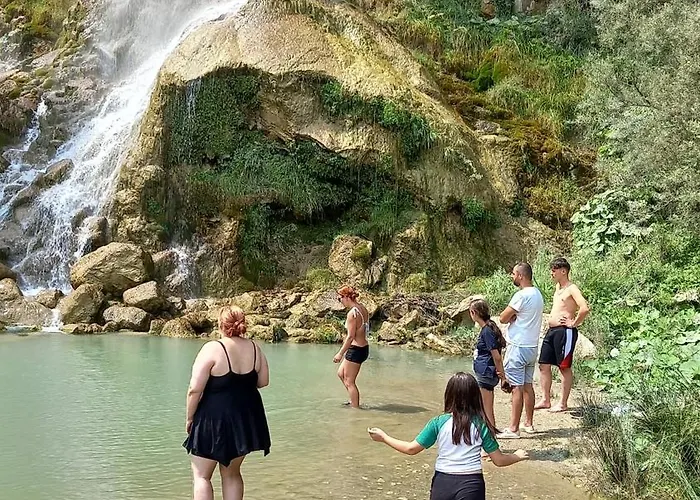 Affittacamere Qafe Dardha - Tomorr National Park Qafe Dardhe