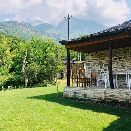 Lodge Qafe Dardha - Tomorr National Park *